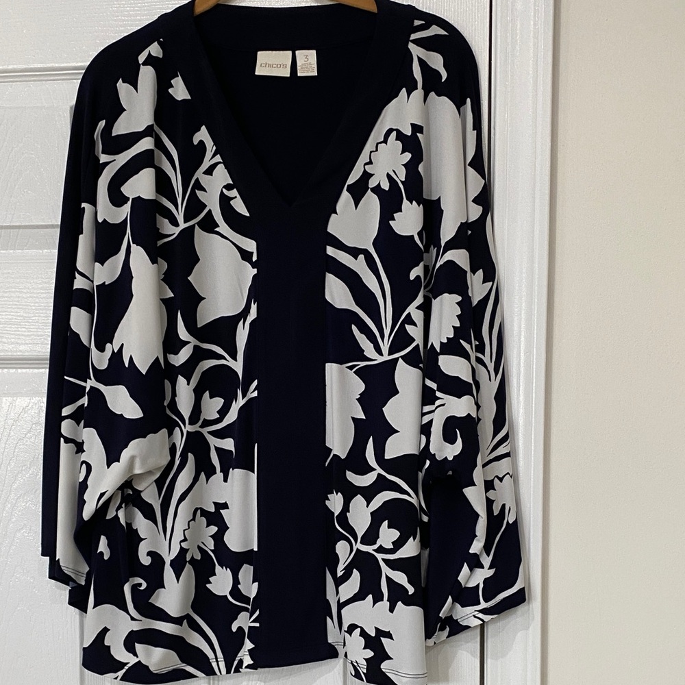 Chico's dark Navy  and  White Floral Blouse